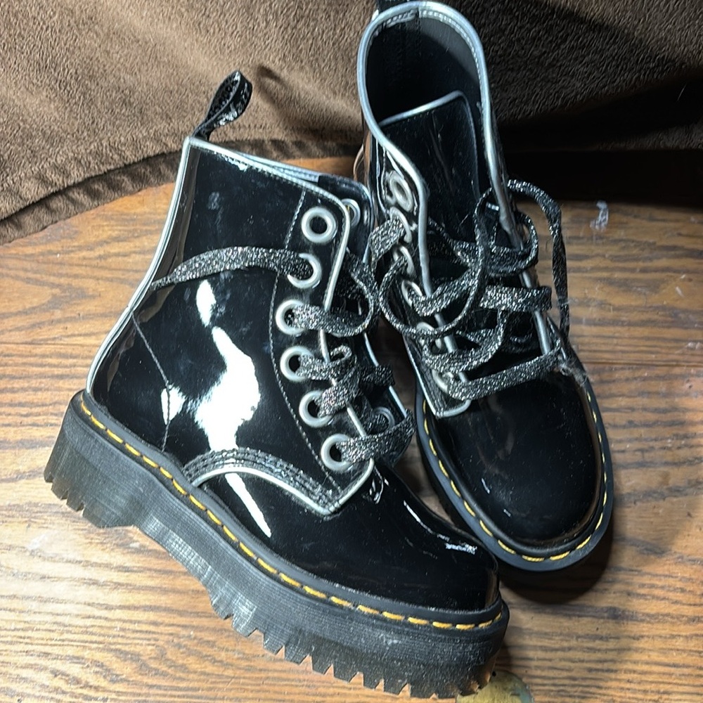 Black Molly Dr Martens Women's Size 7